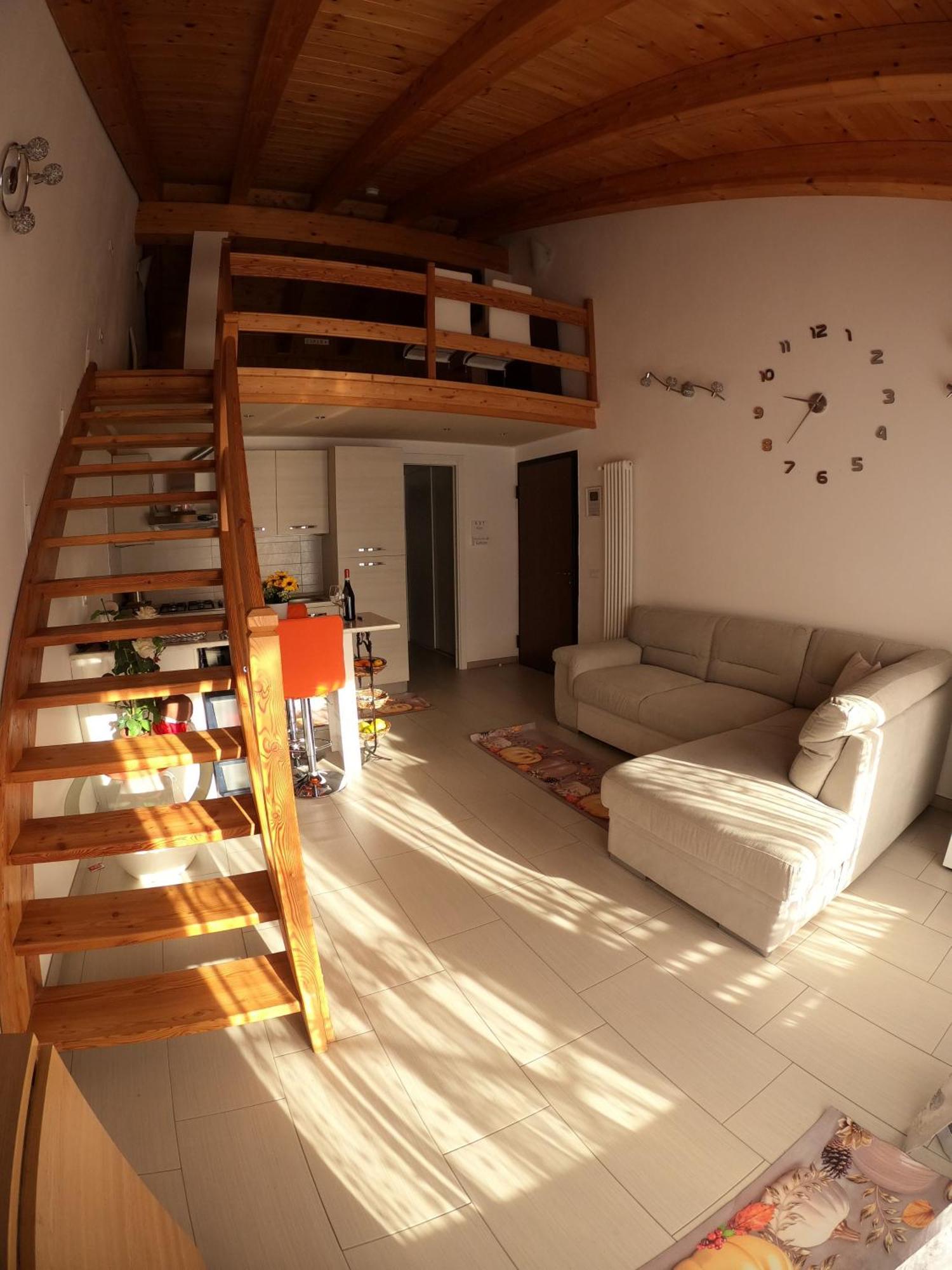 La Villa Gialla Aosta Exterior photo