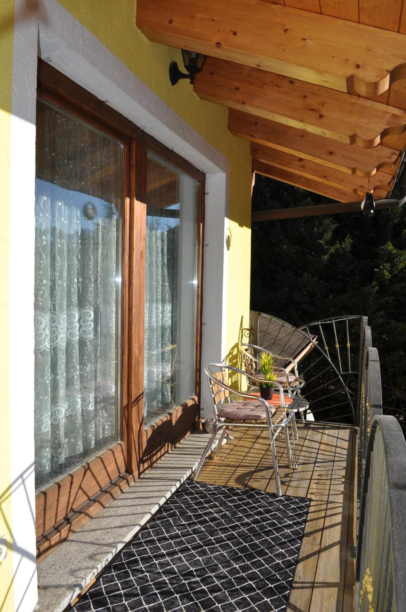 La Villa Gialla Aosta Exterior photo